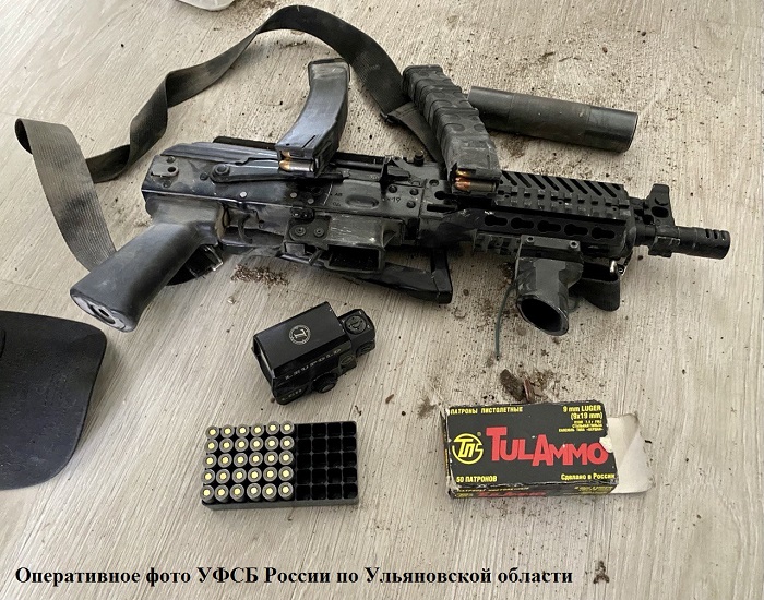 За наличие огнестрельного оружия, жителя Радищевского района отправили на три года в колонию строгого режима.
