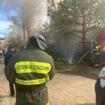Пожар в гараже на улице Нариманова: спасен автомобиль Datsun и его владелец