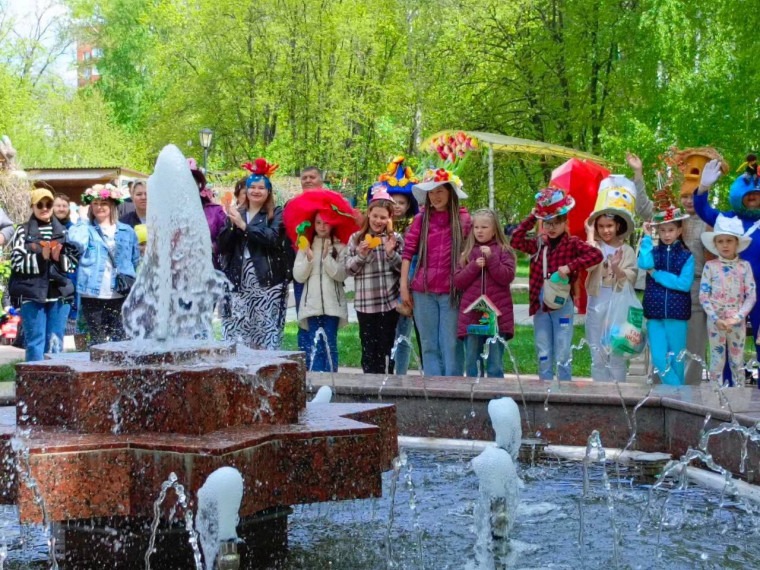 Праздничное открытие летнего сезона в парках Ульяновска собрало тысячи горожан