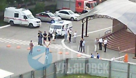 Эвакуация посетителей в аквапарке 'Улет' в Ульяновске