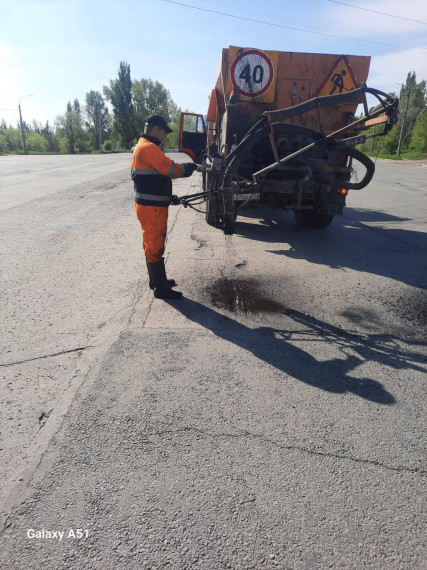 Ульяновск преображается: Дорожники ударно потрудились в выходные, обновляя улицы и парки