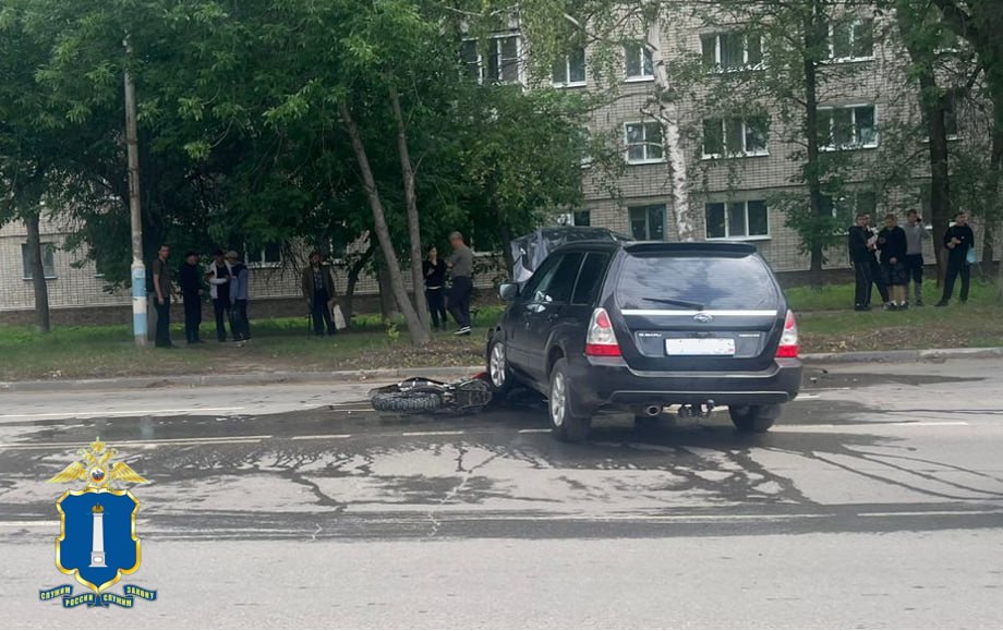 ДТП в Ульяновске: 19-летний мотоциклист без прав тяжело пострадал в столкновении с Subaru на Краснопролетарской
