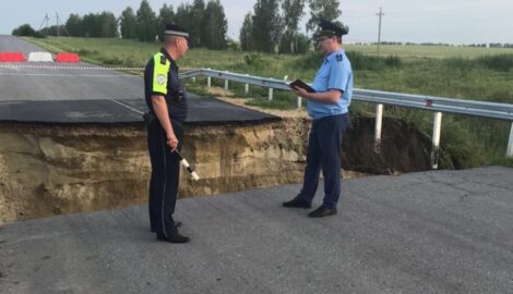 Разрушенный мост в Куроедово: Дрон поможет восстановить связь, прокуратура выяснит причины обрушения