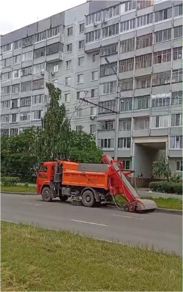 Город преображается: Масштабные работы по благоустройству и уборке улиц
