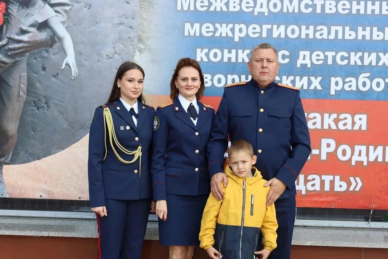 В Ульяновске наградили победителей юбилейного конкурса детского творчества «Есть такая профессия — Родину защищать»