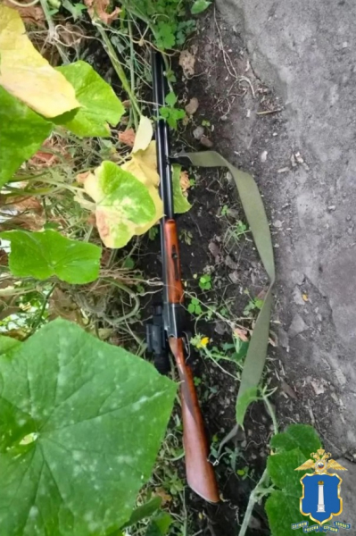 В Ульяновской области полицейские изъяли у сельчанина нелегальный арсенал с прицелом ночного видения